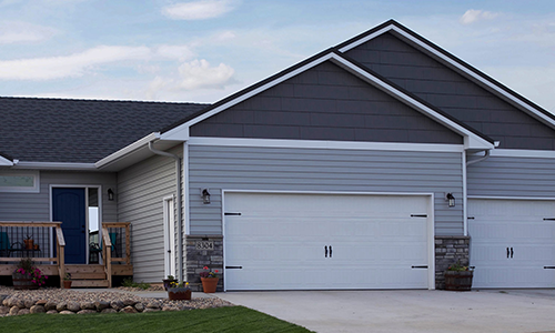 Beautiful house with vinyl siding.