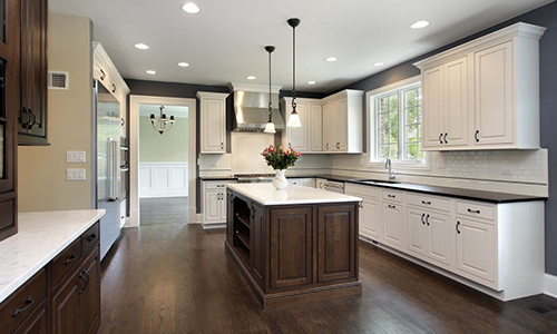 Amazing kitchen remodel with modern design and high-end finishes